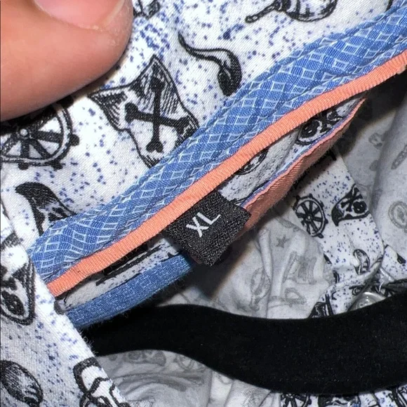 Visconti Black/White Pirate theme Button-Up - Picture 10 of 11